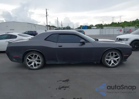 2016 Dodge Challenger Sxt Plus z USA, uszkodzony, nr VIN 2C3CDZAG7GH240531